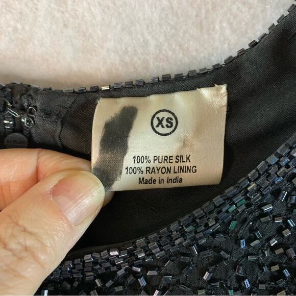 Womens Gorgeous Silk‎ Beaded Formal Blouse Sz XS Black Silk Scalloped Hem Lined - Picture 12 of 14